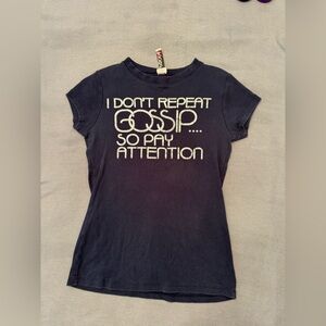 Vintage Y2K Blue Baby Doll T-shirt "I don't repeat gossip so pay attention" Sz M